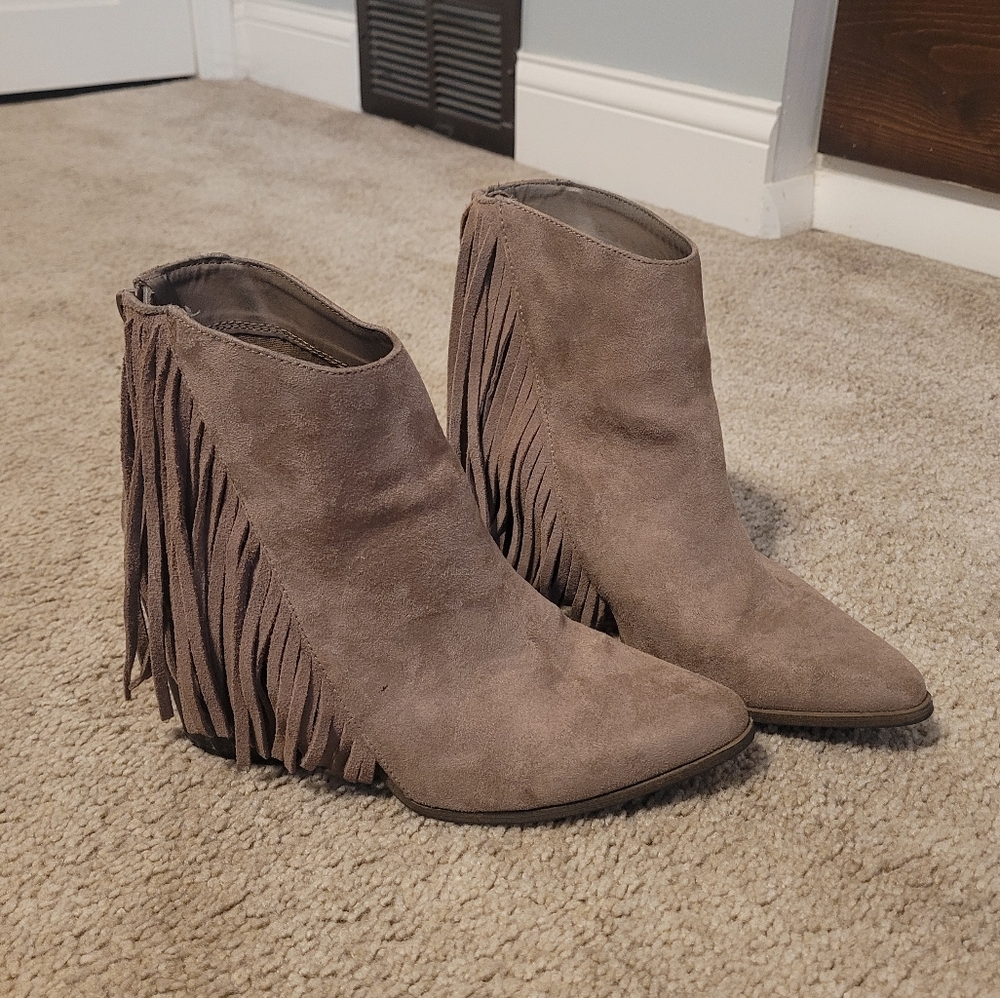 Fringed Heeled Boots
